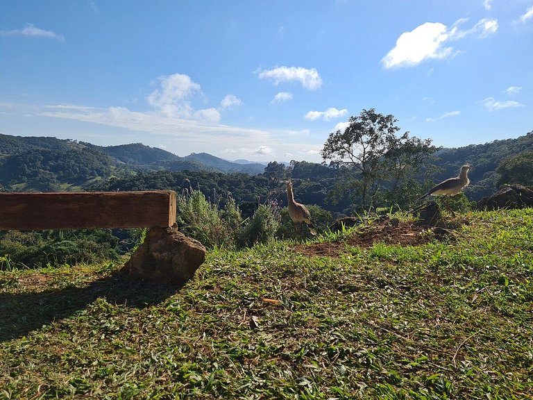 Linda Casa com Vista Panorâmica (Casa Pedra)