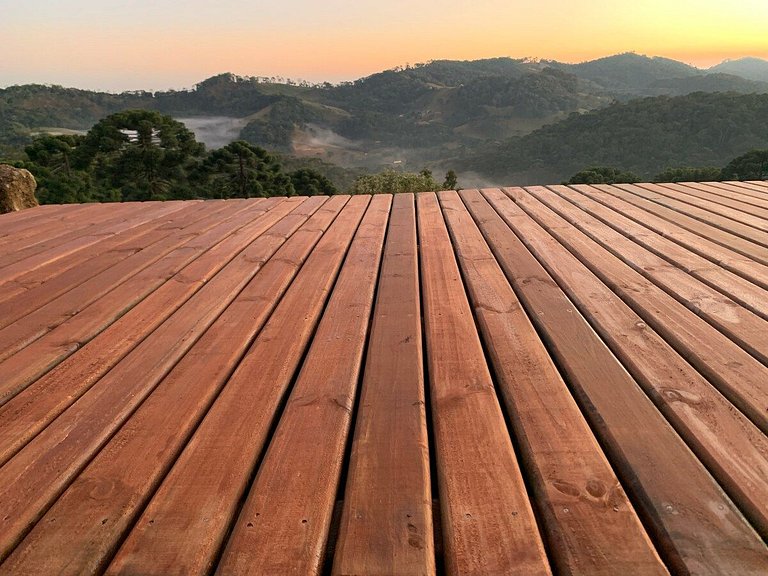 Linda Casa com Vista Panorâmica (Casa Pedra)